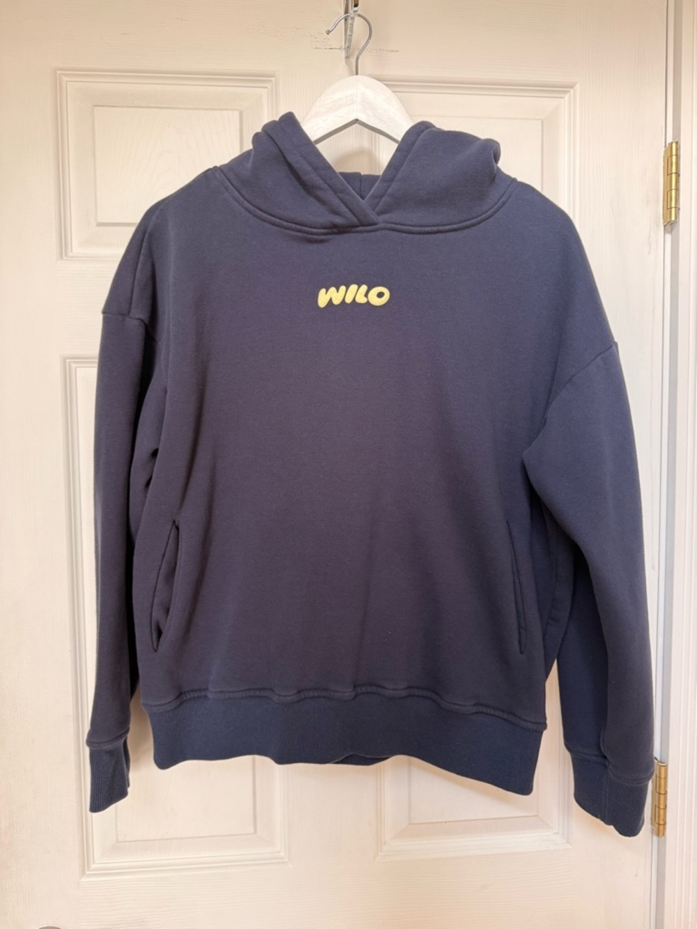 WILO Women's Navy Hoodie Sweatshirt